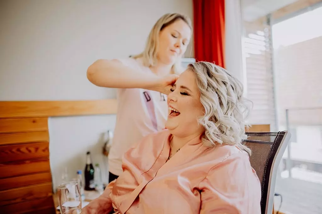 Hochzeitsfotograf Stuttgart Wimsener Muehle Laura Tobias 28