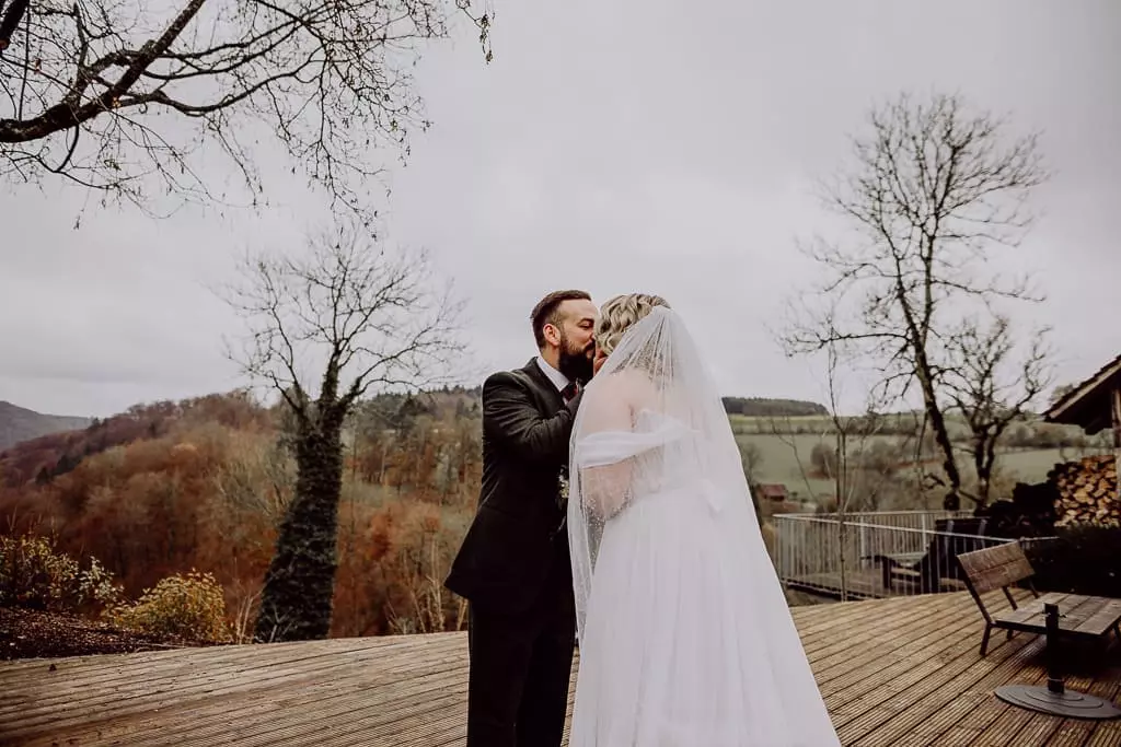 Hochzeitsfotograf Stuttgart Wimsener Muehle Laura Tobias 43