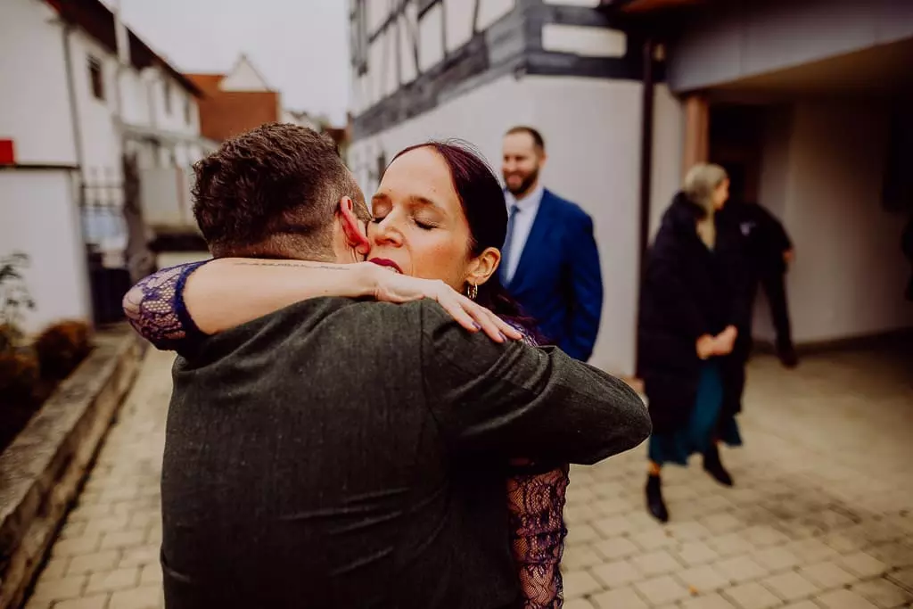 Hochzeitsfotograf Stuttgart Wimsener Muehle Laura Tobias 82