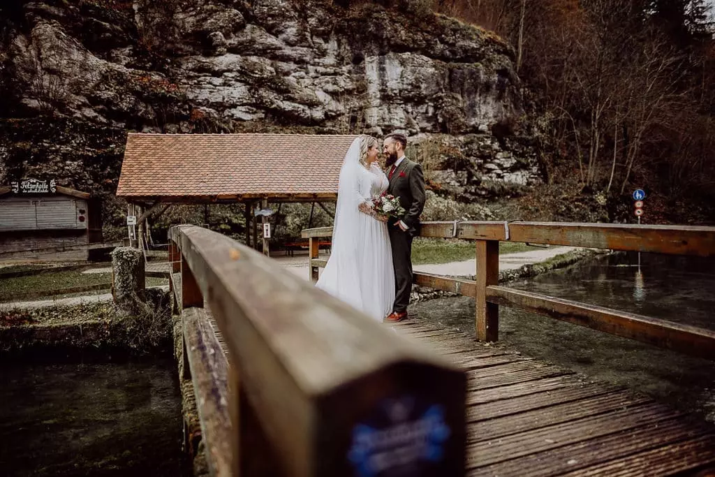 Hochzeitsfotograf Stuttgart Wimsener Muehle Laura Tobias 87