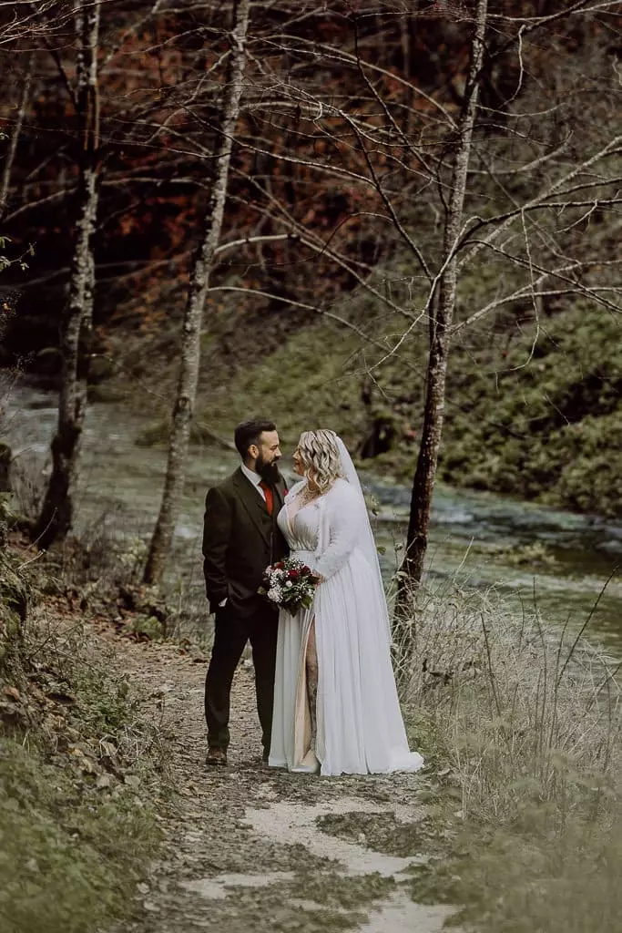 Hochzeitsfotograf Stuttgart Wimsener Muehle Laura Tobias 93