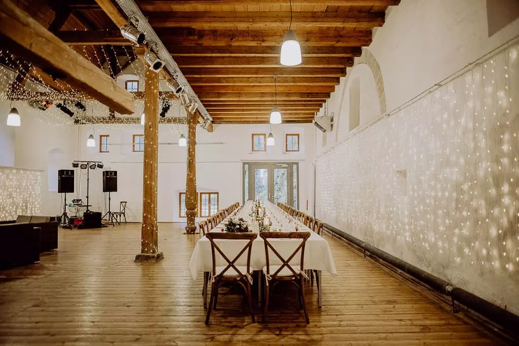 Hochzeitsfotograf Stuttgart Wimsener Muehle Laura Tobias 95