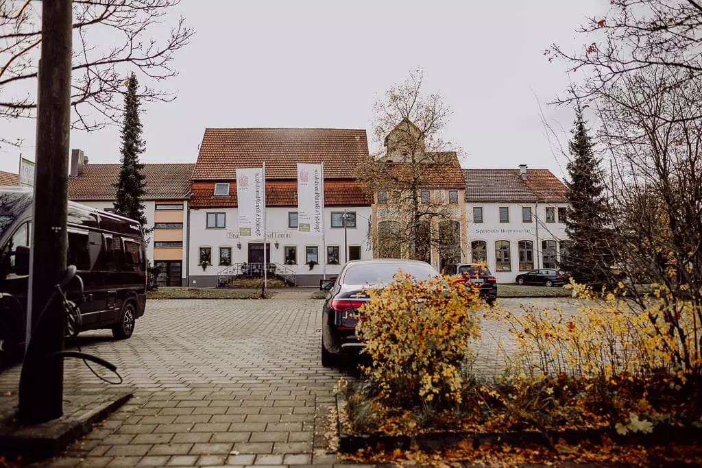 Hochzeitsfotograf Stuttgart Wimsener Muehle Laura Tobias 1