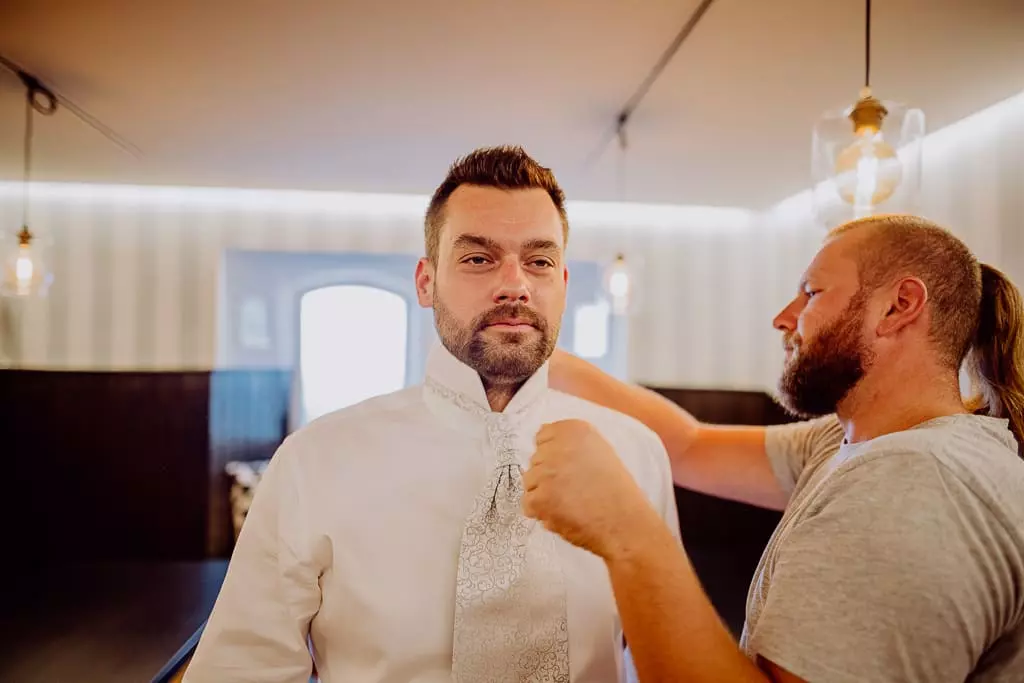 Hochzeitsfotograf Stuttgart Burg Hohenneuffen Annika Yannick 4