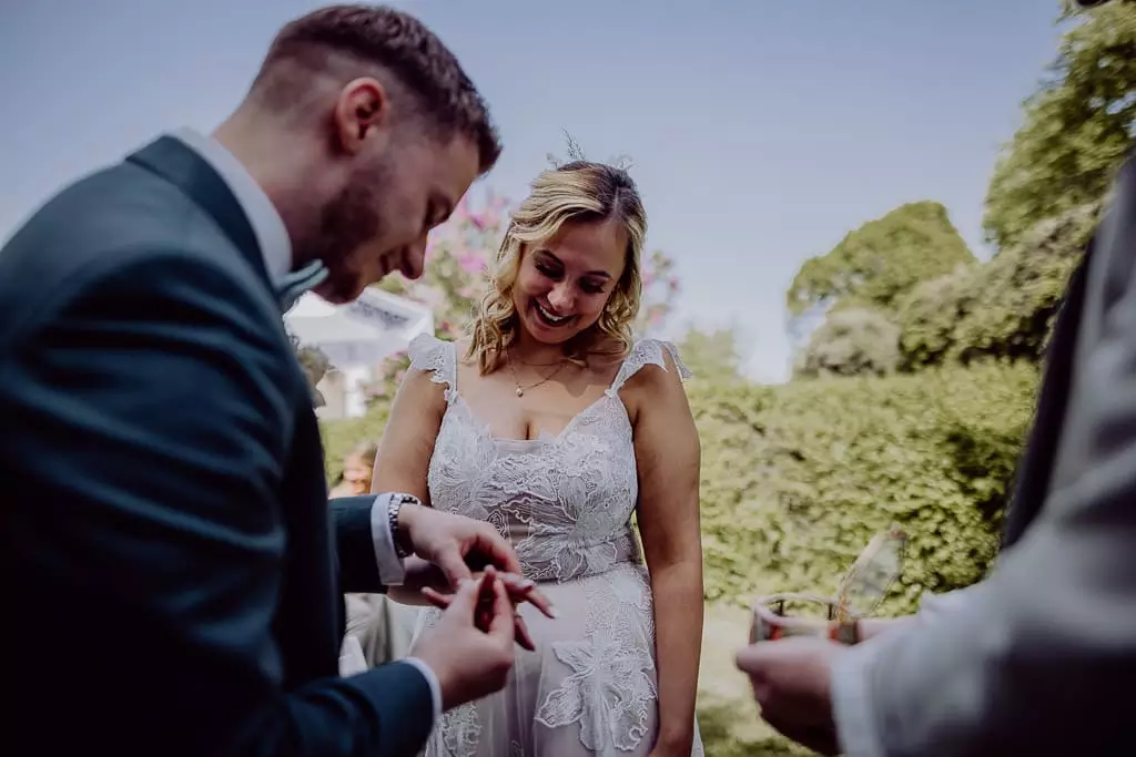 Hochzeitsfotograf Stuttgart Straussenfarm Lindenhof Katrin Jannis 28